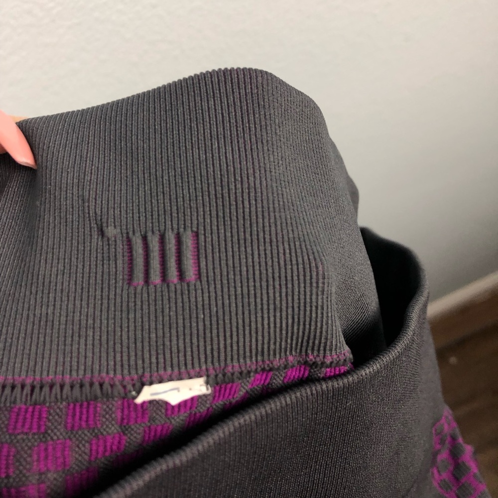 Lululemon All About That Base Tight Leggings - Picture 8 of 8